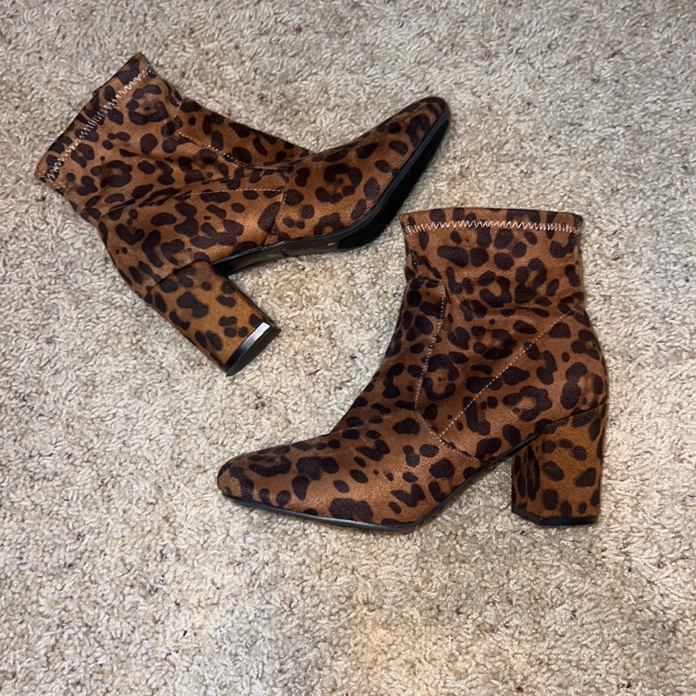 Leapard print booties women